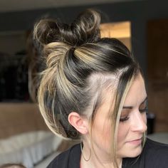 Lily and I did this viral messy bun in my stories today! It’s viral for a reason. I got this inspo from Delaney Childs on TikTok, you could do so many variations of this bun. Today I just used my straight hair from my blowout this past weekend and it worked perfect! Next time I want to try it with curled hair 🤩 Head to my stories to watch and if you see this after 24 hours it’s saved to my Hair tutorials highlight bubble 🤗 Messy bun | Viral Messy Bun | hairstyles | hair inspo | easy hair id...