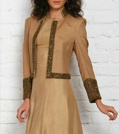 Jacket Style Kurti, Cotton Short Tops, Ethnic Wear Indian, Indian Designer Suits, Elegant Jacket, Indian Gowns, Designer Party Wear Dresses, Boutique Dress Designs, Embroidered Clothes