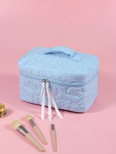 Baby Blue  Collar  Polyester   Embellished   Beauty Tools Beautiful Dpz, Quilted Makeup Bag, Lipstick Brush, Handbag Organization, Uñas Acrilicas, Wallet Pouch, It Cosmetics Brushes, Cosmetic Organizer