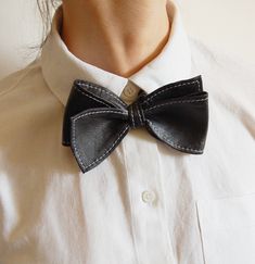 Bow tie-making every day special.Leather was-and is always inthe trend.Black bowtie- star accessory,that don't ever really go aut of fashion. Black Bow Tie For Wedding, Black Bow With Tie Back As Gift, Dapper Black Ties For Gift, Classic Black Bow Tie As Gift, Black Bow Tie Suit Accessories Gift, Dapper Black Tie For Gift, Black Bow Tie Accessories As Gift, Black Bow With Ties As Gift, Black Bow With Butterfly Knot As Gift