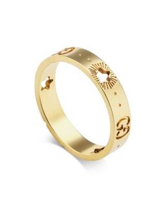 Gucci 18K Yellow Gold Logo & Star Ring Logo Star, Gucci Jewelry, Diamond Eyes, Detailed Ring, Icon Collection, Star Ring, Hand Jewelry, Gold Logo, Gold Star