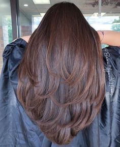 Glamorous V Shape Haircut Ideas for Long Hair - Your Ultimate Hair Transformation Long V Haircut, Step Cut Hairstyle, V Shaped Haircut, Blonde Hair Looks