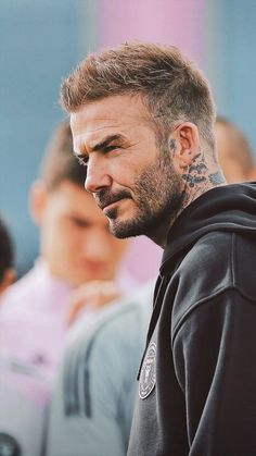 Beckham Haircut, Crew Cut Haircut, Older Men Haircuts, Beckham Hair, Buzz Cuts