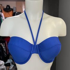 New With Tags! Size : 34d Brand : Shade & Shore Fitted Blue Swimwear With Built-in Bra, Blue Stretch Lined Swimwear, Blue Strapless Swimwear, Bra Friendly, Spring Blue Halter Top For Poolside, Blue Strapless Swimwear With Padded Cups, Blue Halter Top For Poolside Spring Season, Blue Strapless Bra-friendly Swimwear, Blue Halter Top With Built-in Bra For Beach Season, Fitted Blue Halter Top For Summer