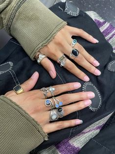 Aesthetic Rings, Nail Ring, Nail Jewelry, Layered Jewelry, Mode Inspo, Bellini