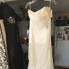 This Is A Vintage Style Ivory Wedding Dress. Size 6. It Has Lace And Swavorski Clear Crystals On The Bottom. And The Top Is Satin Silk. It's Is Lined. Very Very Nice And Unique Dress. This Dress Has Never Been Worn & Still Has The Price Tag On It!!! Vintage Style Wedding Dresses, Ivory Wedding Dress, Vintage Style Wedding, Ivory Wedding, Colored Wedding Dresses, Unique Dresses, Silk Satin, New Vintage, Wedding Dresses