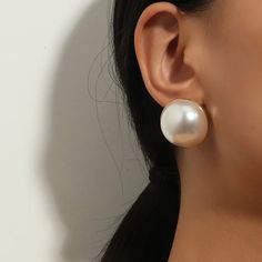 Big Simulated Pearl Earrings Temperament Simple White Statement Earrings For Women Korean Earrings Jewelry Gift Material: CRYSTAL Metals Type: zinc Alloy Pearl White Round Earrings For Party, Round Pearl White Earrings, Pearl White Round Earrings, White Statement Earrings, Pearl Statement Earrings, Korean Earrings, Party Sunglasses, Body Suit With Shorts, Women Earrings