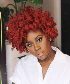 Charlie Baltimore, Red Afro, Vibrant Red Hair, Rock Hairstyles, Natural Red Hair, Red Hair Inspo, Bold Hair Color, Hair Color Inspiration, Hair Color Burgundy