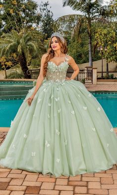 Long pastel quinceanera a-line ball gown with sweetheart neckline and bow detail on back. Quince Court Pictures, Quince Court, Court Pictures, Quinceañera Dresses, Quinceñera Dresses, Quinceanera Ideas, Quince Dress, Formal Wear Dresses, Quinceanera Dress