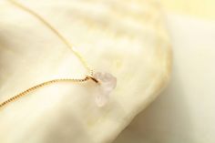 A tiny Rose quartz necklace to represent love This minimalist necklace features a tiny Rose Quartz sets on a dainty 18k gold filled chain. This beautiful necklace makes the perfect gift for Mom, bridesmades or simply for yourself! Choose your favorite chain length: 14, 16, 18, 20 inches GEMSTONE ▪Rose Quartz is known as the stone of love. ▪Rose Quartz approx 1 mm to 2 mm ▪ Due to the one-of-a-kind nature of the stones, they may vary slightly in color, hue and reflection. CHAIN AND METAL Made wit Selenite Jewelry, Selenite Necklace, Peridot Color, Peridot Necklace, Necklace Stone, Necklace Love, Love Jewelry, Rose Quartz Necklace, Tourmaline Jewelry