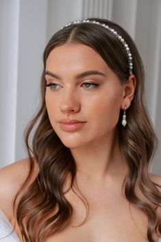 The jewelry is made of pearls and transparent beads! Minimalistic headband that you will for sure like! Upgrade shipping if you need the accessories in rush! https://www.etsy.com/listing/988957763/express-shipping-for-bridal-headpiece?ref=shop_home_active_6&frs=1 For USA and Canada citizens only, other countries have express shipping from the start. If you didn't find anything that you wanted, but you really like my pieces and style, you can take a look at other works on the Instagram https://ww Pearl Headband Wedding Guest, Pearl Headband Wedding Hair Down, Prom Hair Headband, Bridal Hairstyle Headband, White Headband Wedding, Wedding Hairstyles Headpiece, Bridesmaid Hair With Headband, Wedding Hairband Hair Down, Wedding Hair Hairband