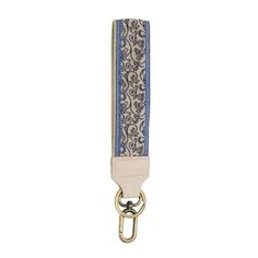 We love these wristlet keychain/wristlet straps. They are comfortable to wear and look super cute - pick up a few for yourself & gifts!  1.5 white strap with blue stripes along the outside and a black scroll pattern on a white background Key Wristlet, Keychain Blue, Blue Toile, Keychain Wristlet, Let Freedom Ring, Scroll Pattern, Wristlet Keychain, Purse Styles, Buy List