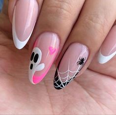 Draculaura Nails, Nail Halloween, Halloween Nail Art Ideas, Mickey Nails, Holloween Nails, Trendy Nail Designs, Small Nails, Rose Nail Art, Cute Simple Nails