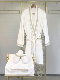 Gunes Exclusive Bathrobe (His) - creativehome-designs Spa Lounge, Luxury Robes, Terry Robe, Bathrobe Men, Soft Robes, Bamboo Towels, Whisks, Bathroom Spa, Bridal Gift