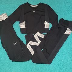 3 Piece Nike Pro Aeroadapt Set All Size Small Nike Sports Leggings With 4-way Stretch, Nike Sporty 4-way Stretch Leggings, Nike Moisture-wicking 4-way Stretch Activewear, Nike Training Leggings With 4-way Stretch, Nike Moisture-wicking Sports Leggings, Nike Pants, Nike Pros, Black Nikes, Nike Women