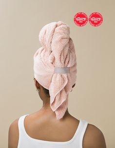 The Hero hair towel is crafted with our revolutionary Nanoweave fabric, and is a 2X recipient of the Allure Best in Beauty Award. Experience 50% faster drying time and a secure fit with our signature Snug Strap, making it effortless to wrap, twist, and tuck your locks after a shower. Enjoy silky smooth hair with reduced frizz, as confirmed by our 5-star reviews. Packaging: Offered in two packaging options to fit your unique needs: the "Luxe" tube and the "Eco-tote". The VOLO Hero is 39.4 x 23.5 Scrub Corpo, Silky Smooth Hair, Beauty Marketing, Hair Spa, Hair Towel, Hair Breakage, Beauty Awards, Soft Towels, Hair Care Routine