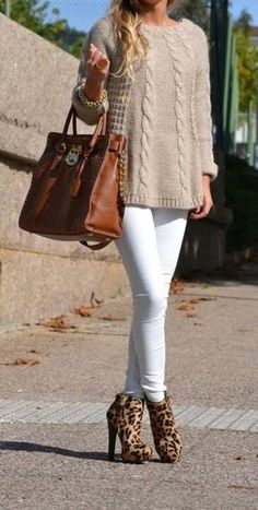 Leopard Shoes, Michael Kors Outlet, Sky High, White Pants, Outfit Idea, Look Fashion, Autumn Winter Fashion, Amazing Things