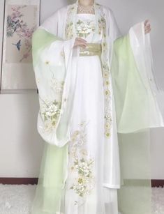 Hanfu Fashion, China Hanfu, Moda China, Kimono Style Dress, Ancient Chinese Clothing, Chinese Style Dress, Chinese Hair Accessories, Chinese Hairstyle