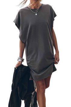 Gray Bat Sleeve T-shirt Dress with Slits Bat Sleeves, Batwing Dress, Mode Boho, Bat Sleeve, Mini Shirt Dress, Batwing Sleeve, Amelie, Grey Fashion, Gray Dress