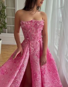 Pink Gown Princesses, Matoshi Dress, Debs Dresses, Ethereal Fashion, Teuta Matoshi, Rose Gown, Fashionable Saree Blouse Designs, Deb Dresses, Strapless Neckline