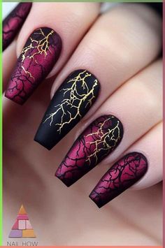 Nail Ideas For Beginners, Nail Stamping Art, Two Tone Nails, Plaid Nail Designs, Winter Nail Ideas, Black Halloween Nails, Modern Nail Art, Nails Arts, Trending Nails