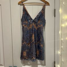 Nude And Blue Sparkles, Mini Dress, Size 2, Free People, Never Worn Boho Inspo, Vintage Mini Dresses, Free People Mini Dress, Poshmark Finds, Blue Sparkles, Hoco Dresses, Fall 2024, Mini Dresses, Free People Dresses