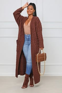 Winter Crochet Loose Long Twist Sweater Cardigan Vinter Mode Outfits, Skirt Styling, Cute Sweater Outfits, Winter Mode Outfits, Chique Outfit, Looks Jeans, Autumn Look, Warm Cardigan, Houndstooth Skirt