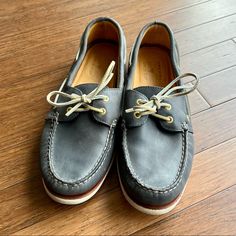 Sperry Gold Cup Mens Boat Shoes (Size 13) Navy Worn Less Than 5 Times. Great Condition. Blue Leather Low-top Boat Shoes, Blue Low-top Leather Boat Shoes, Blue Leather Boat Shoes With Round Toe, Casual Blue Low-top Dress Shoes, Blue Casual Low-top Dress Shoes, Blue Boat Shoes With Round Toe And Branded Insole, Casual Blue Plain Toe Boat Shoes, Mens Boat Shoes, Gold Cup