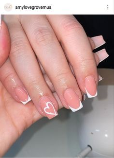 Cute Nail Designs On Short Natural Nails, Short Nails Ideas Simple Natural, Ideas Para Uñas Cortas, French Tip Natural Nails, Fall French Tip Nails Designs, Nails Kurz, Square Nails Design Ideas, French Tip Gel Nails, Teen Nails