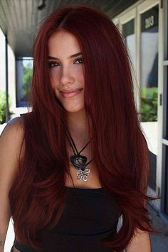 Long Straight Deep Auburn Hair Deep Auburn Hair, Auburn Red Hair, Spring Hair Color Trends, Red Hair Trends, Copper Red Hair, Red Hair Inspo