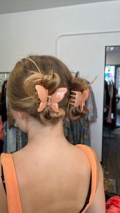 Hairstyles Effortless, Beachy Hairstyles, Effortless Waves, Butterfly Hair Clips, Butterfly Hair Clip, Hair Stylies, Work Hairstyles, Butterfly Hair, Hair Inspo Color