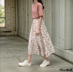 Olivia Mark - Semi-formal Skirt with Elegant Scattered Floral Pattern Semi Formal Skirts, Elegant Maxi Skirt, Modest Christian Clothing, Japanese Fashion Women, Modest Girly Outfits, Floral Print Maxi Skirt, Floral Print Midi Skirt, Maxi Skirt Style, Cute Modest Outfits