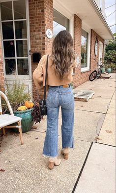 Divine Women, Western Style Outfits, Mode Boho, Wardrobe Tips, Outfits Chic, Nice Style, Outfit Inspo Fall, Chic Fashion