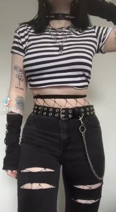 Punk Summer, Girly Goth, Emo Things, Shein Outfits, Looks Black, Punk Outfits, Alt Fashion