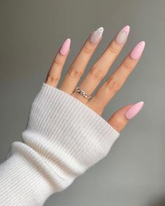 50+ Stunning Pink Spring Nail Designs You Need To Try; floral nails! This includes pink spring nails 2023, pink spring nails design, pink spring nails acrylic, pink spring nails short, pink spring nails coffin, pink spring nails almond, pink spring nail ideas & more! This also includes pink spring nail art, pink nails, spring nails, spring nails designs, pink nails ideas, spring nail art, spring nails acrylic, spring nail colors, pink nail art & more! #pinkspringnails #pinknails #springnails Pale Nails, Pink Nail Art Designs, Pink Manicure, New Nail Designs