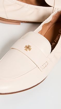 Tory Burch Ballet Loafers | SHOPBOP White Dress Shoes Men, Tory Burch Outfits, Business Flats, Shoes Fashion Photography, Easy Doodles, White Dress Shoes, Doodles Drawings, Shoe Wardrobe, What A Girl Wants