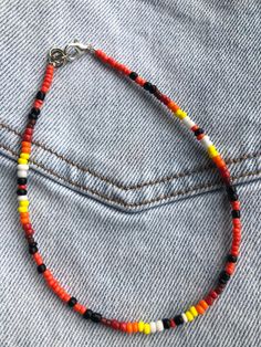 Beaded western anklet. 10 1/2 inches Beaded Ideas, Bracelet Stuff, Beaded Patterns, Cowboy Stuff, Coos Bay, Beaded Necklace Designs, Desert Sky, Beaded Necklace Diy, Necklace Ideas