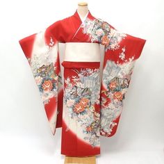 A vintage red Furisode Kimono robe with traveling cart and flowers.  Wear this long sleeve Japanese Dress for your special events, or hang it in your home as a display. Item: Furisode Silk Kimono No. frs001 Size: US  L   /  Length 62.5 inch (158.5cm), Width 25.5 inch (65cm). Design :  Traveling Cart & flowers. Condition: Used, Very Good. Please check the photos. +Obi sash is not included. Need a KIMONO RACK to hang this kimono?  Find it here: https://www.etsy.com/listing/1303669853/kimono-rack-j Traditional Red Dresses For Tea Ceremony, Vintage Long Red Kimono, Vintage Red Long Kimono, Vintage Red Kimono For Tea Ceremony, Traditional Red Kimono For Tea Ceremony, Traditional Red Dress With Kimono Sleeves, Vintage Red Kimono For Wedding, Vintage Long Kimono For Wedding, Traditional Red Floral Print Kimono