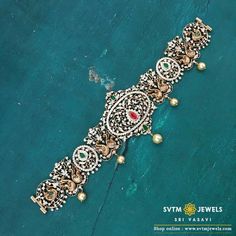 Simple Diamond Vaddanam Design, Diamond Oddiyanam Designs, Diamond Oddiyanam, Diamond Ottiyanam, Simple Diamond Jewelry, Diamond Vaddanam, Gold Vaddanam, Bridal Diamond Necklace