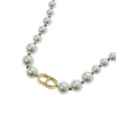 CHRISTIAN DIOR Pearl Necklace metal White Auth am6079BRAND : Christian Dior Color : White Material : Metal Size(cm) : / Total Length 38cm(Approx) Size(inch) : / Total Length 15.0inch(Approx) Style : Necklace Comes with : There is no item box and dust bag. We will send only the item you can see in the photo. Serial No. : - Made in : - This item has been used and may have some minor flaws. Before purchasing, please refer to the images for the exact condition of the item. Dior Pearl Necklace, Prada Designer, Balenciaga Designer, Style Necklace, Metal Necklaces, Baby Bag, Chanel Bag, Gucci Bag, Christian Dior