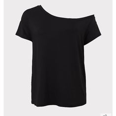 Awesome Top. New With Tags. Torrid. Black Active Off Shoulder Tee. Bundle And Save! Off The Shoulder Black Shirt, Off Shoulder T-shirt, Off Shoulder Shirts, Off The Shoulder Tee Shirt, Off The Shoulder Tshirt, Obx Clothes, Over The Shoulder Shirt, Off The Shoulder T Shirt, Off The Shoulder Shirts