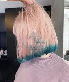 Dipped Hair, Color Block Hair, Pink Blonde Hair, Wavy Bob Haircuts, Pastel Pink Hair, Turquoise Hair, Fairy Hair, Yellow Hair, Pastel Hair