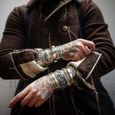 Cody Sanderson, The Soloist, Funky Jewelry, Mode Inspo, Jewelry Inspo, Costume Design, Wizard, Jewelry Inspiration, Fashion Inspo Outfits