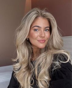 Balayage Blonde, Blonde Hair Looks, Hair Shades, Hair Inspiration Color, Hair Inspo Color, Aesthetic Hair, Blonde Hair Color