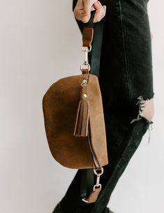 Introducing our Genuine Leather Fanny Pack Crossbody Bags for Women—an exquisite blend of fashion and functionality. Crafted from high-quality leather, this stylish sling purse doubles as a shoulder bag, offering versatility for any occasion. The rich brown hue enhances the timeless appeal of this leather casual chest bum bag, making it the perfect cross body purse for the modern woman on the go.[-] Genuine Leather Craftsmanship: Expertly crafted from premium quality leather, ensuring durability Drippy Fits, Sling Purse, Chic Crossbody Bag, Leather Fanny Pack, Timeless Aesthetic, Crossbody Bags For Women, Leather Belt Bag, Cross Body Purse, Personalized Bridesmaid Gifts