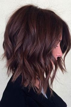 Short Layered Wavy Hairstyles, Jamie Taylor, Inverted Bob Haircuts, Corte Bob, Medium Bob Hairstyles, Medium Length Hair With Layers, Summer 19, Inverted Bob, Shoulder Length Hair