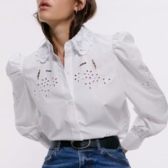 Super Chic Zara White Poplin Button-Down Shirt With Eyelet Embroidery. Like New Without Tags. Size Xs. Cheap Zara Blouse With Buttons, Affordable Zara Blouse With Buttons, Spring Lace Collar Button-up Shirt, Zara Embroidered Blouse For Workwear, White Button-up Shirt With Broderie Anglaise, White Button-up Eyelet Blouse, White Eyelet Button-up Blouse, Spring Blouse With Broderie Anglaise Collar, Elegant Button-up Tops With Broderie Anglaise