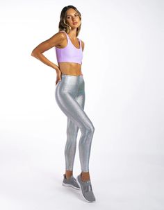 Metallic Athleisure Bottoms For Workout, Metallic Stretch Leggings For Sport, Sporty Metallic Stretch Leggings, Metallic Athleisure Leggings For Workout, Metallic Sporty Leggings For Gym, Metallic Stretch Activewear For Sports, Metallic Stretch Leggings For Gym, Metallic Athleisure Bottoms For Sports, Sporty Metallic Leggings For Sports