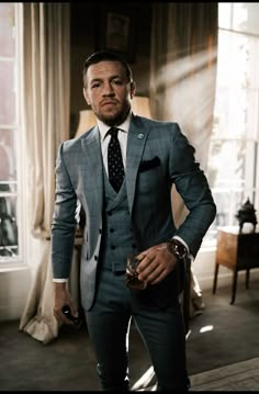 Conor Mcgregor Suit, Mcgregor Suits, Mcgregor Style, Conor Mcgregor Style, Homecoming Outfits For Guys, Mc Gregor, Connor Mcgregor, Stylish Mens Suits, Suits Men Business