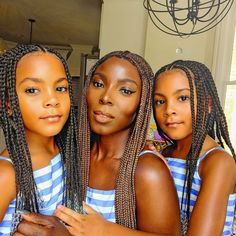 Mcclure Twins Hairstyles, Mcclure Twins, Wig Frontal, Castle Bed, Frontal Lace Wig, Black Kids Fashion, Twin Baby Girls, Virgin Hair Wigs, Girls Natural Hairstyles